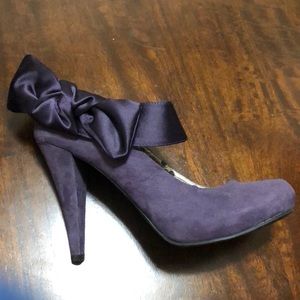 Fergalicious Purple heels